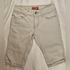 Faded Glory Girls Beige Jean Bermuda Shorts With Hearts On Back Pockets Size 7